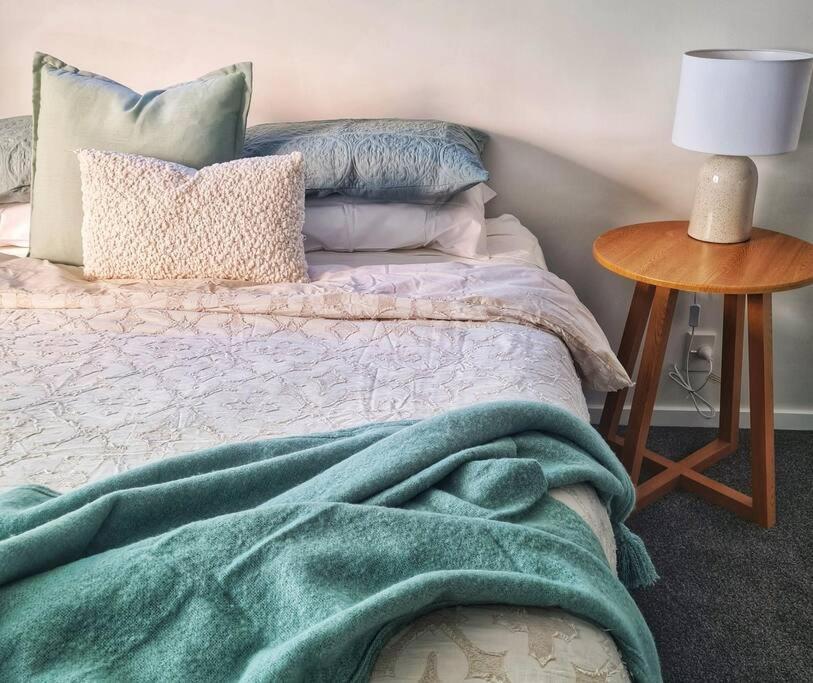 Beachfront Escape Collingwood Esterno foto